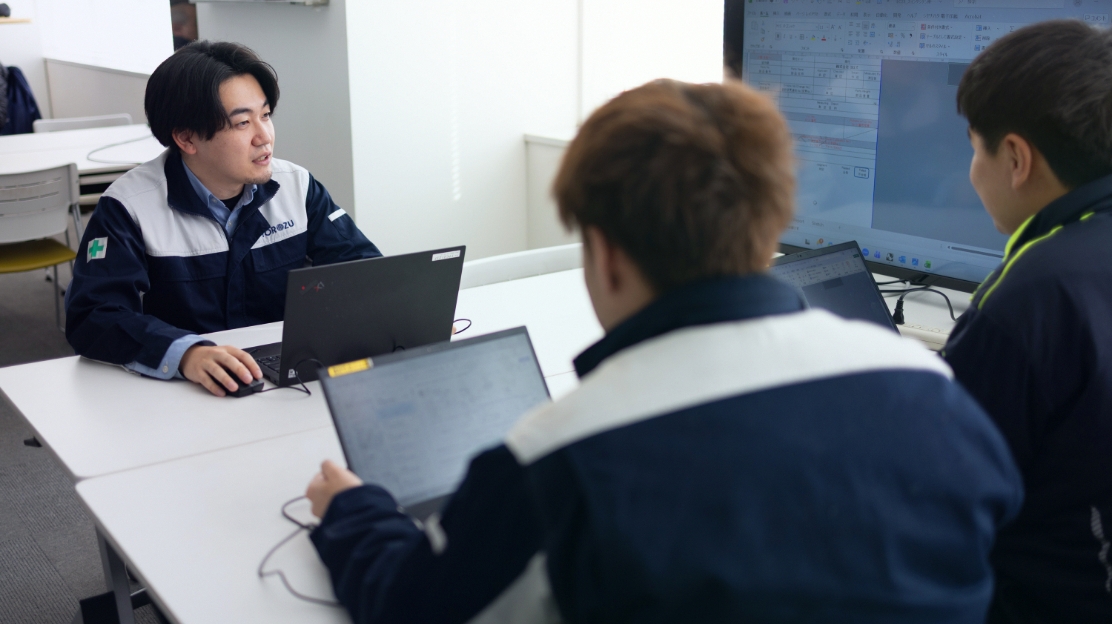 現場を知ることから始まる、導入研修。