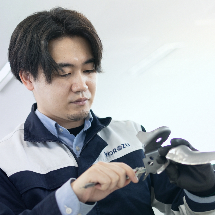 世界同一の「ヨロズブランド」を守る。
